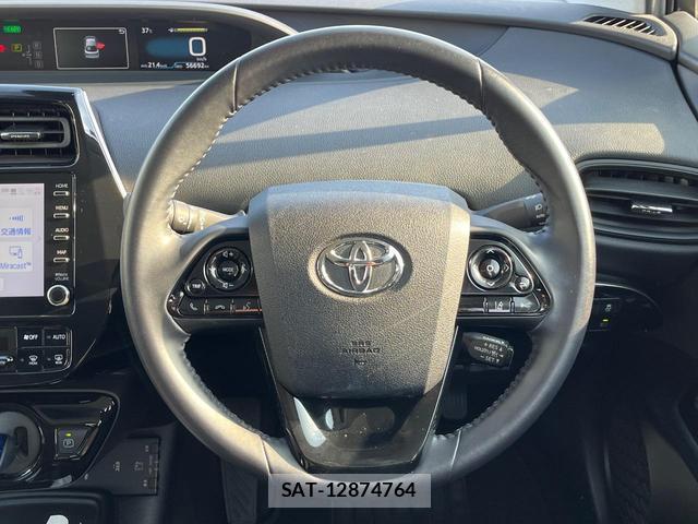 Toyota PRIUS 2022-09 8283277-10