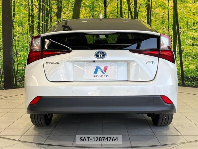 Toyota PRIUS 2022-09 8283277-14