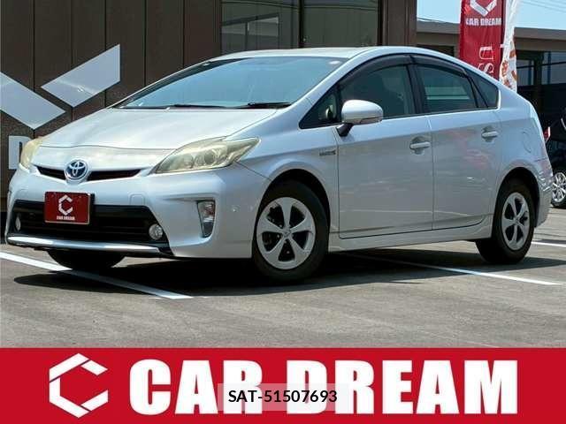 Toyota PRIUS 2013-12 8283359-0