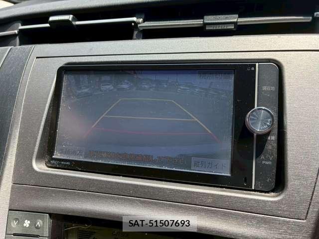 Toyota PRIUS 2013-12 8283359-7