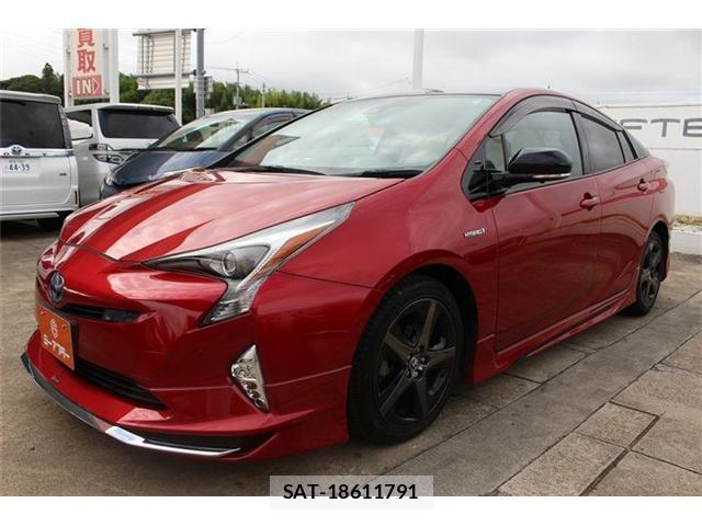 Toyota PRIUS 2017-12 8283538-8