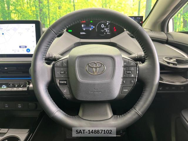 Toyota PRIUS 2023-03 8283584-10