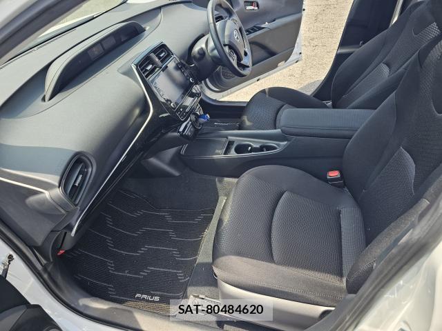 Toyota PRIUS 2021 8283691-4