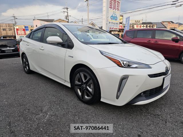 Toyota PRIUS 2021-06 8283694-0