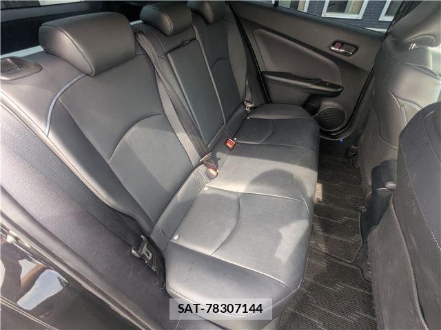 Toyota PRIUS 2018-12 8283702-10