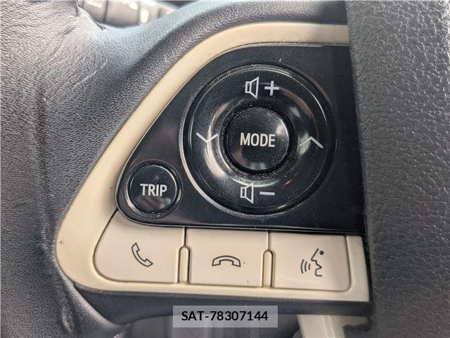 Toyota PRIUS 2018-12 8283702-11