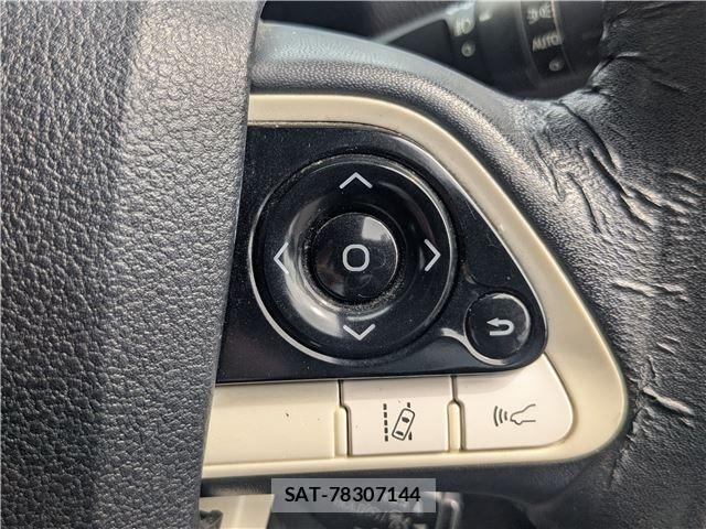 Toyota PRIUS 2018-12 8283702-12