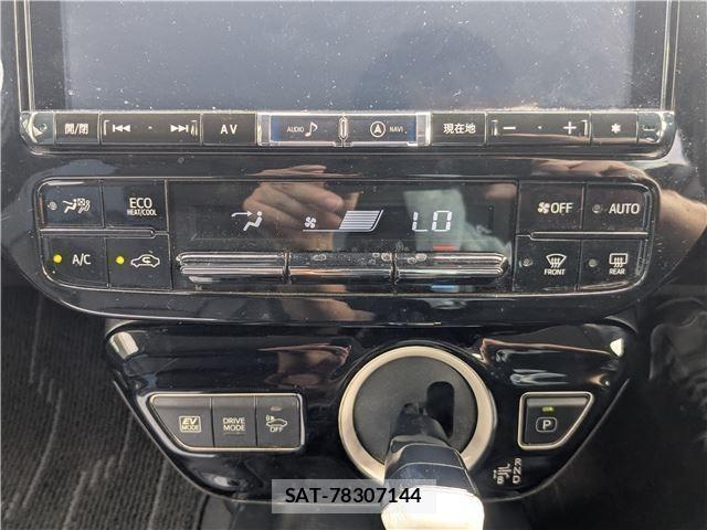 Toyota PRIUS 2018-12 8283702-15