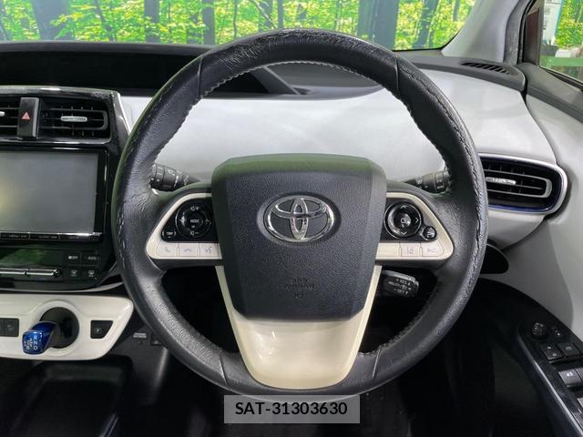 Toyota PRIUS 2016-09 8283782-10