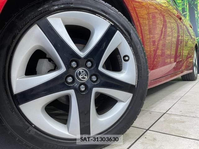 Toyota PRIUS 2016-09 8283782-12
