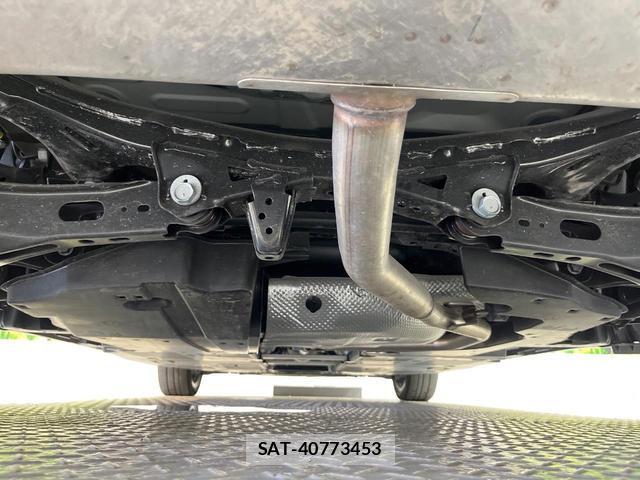 Toyota PRIUS 2024-06 8284010-18