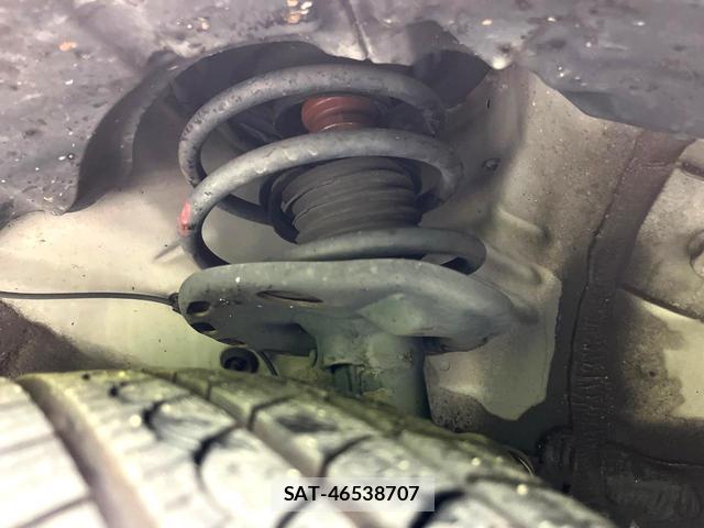Toyota PRIUS 2013-07 8284154-19