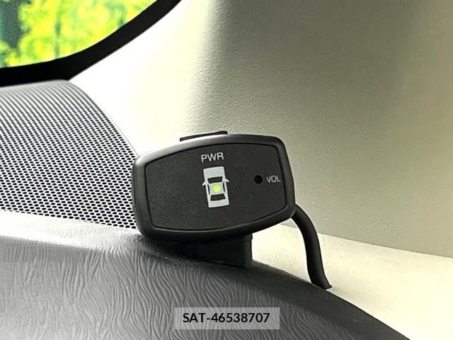 Toyota PRIUS 2013-07 8284154-4