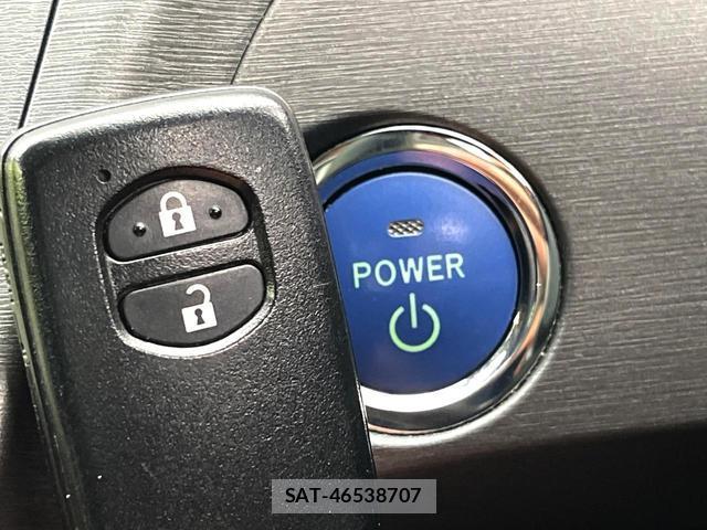 Toyota PRIUS 2013-07 8284154-6
