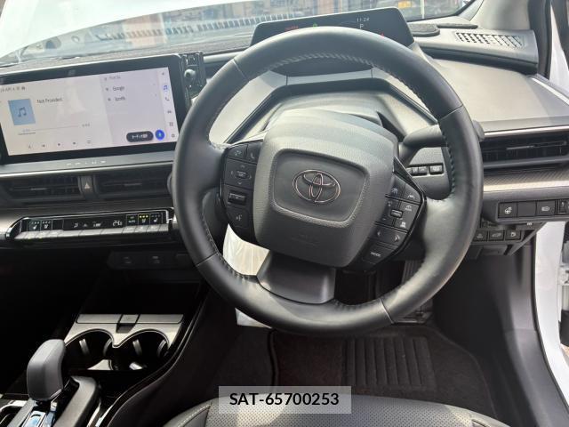 Toyota PRIUS 2024-09 8284221-15