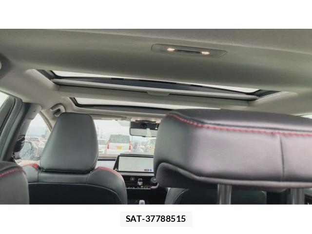 Toyota PRIUS 2023-09 8284373-15