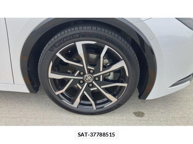 Toyota PRIUS 2023-09 8284373-8