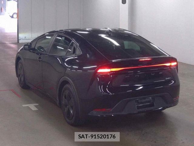 Toyota PRIUS 2025-04 8284542-1