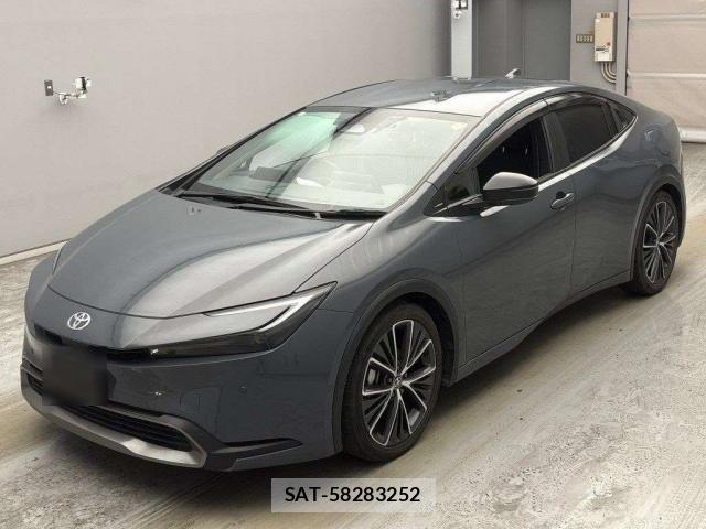 Toyota PRIUS 2023-07 8284671-0