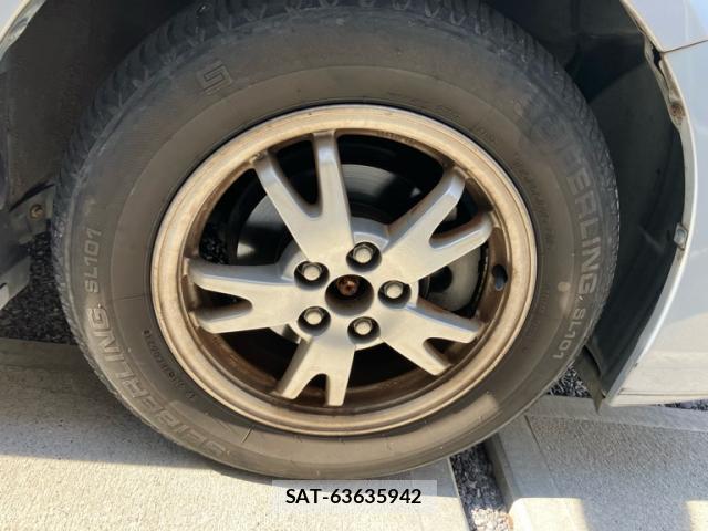 Toyota PRIUS 2010-06 8284819-12