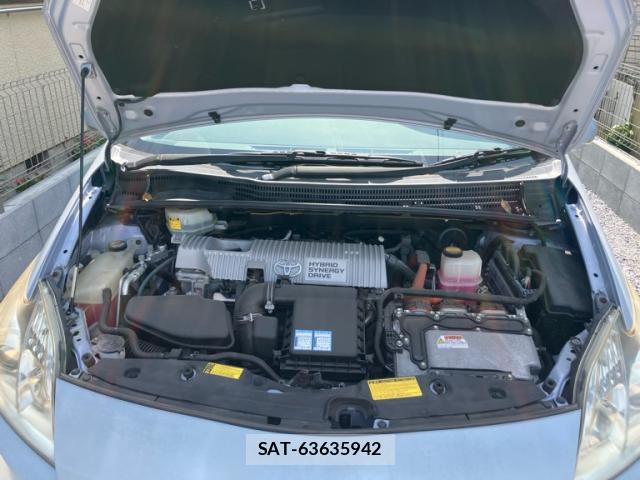 Toyota PRIUS 2010-06 8284819-14