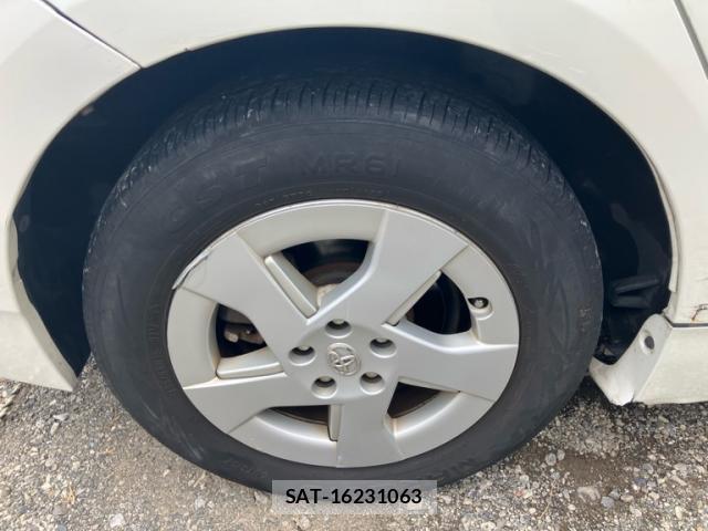 Toyota PRIUS 2010-07 8284831-6
