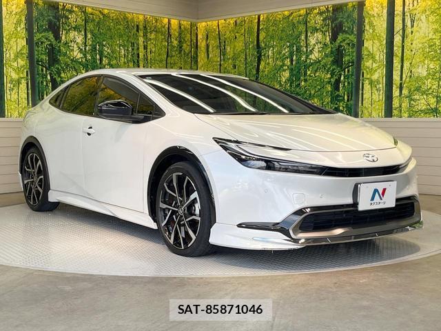 Toyota PRIUS 2023-08 8284955-15
