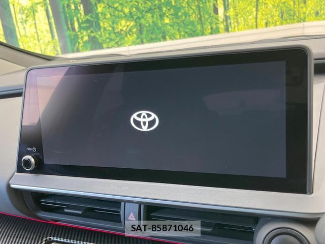 Toyota PRIUS 2023-08 8284955-2