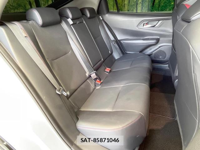 Toyota PRIUS 2023-08 8284955-8