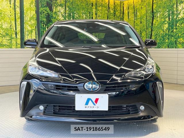 Toyota PRIUS 2019-10 8284957-13