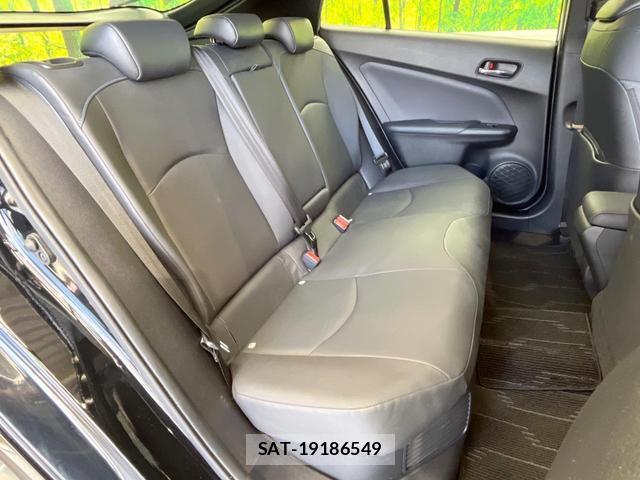 Toyota PRIUS 2019-10 8284957-8
