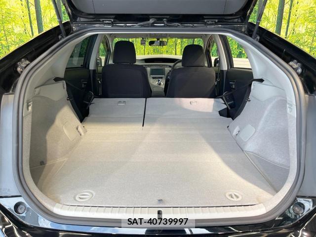 Toyota PRIUS 2014-02 8284959-9
