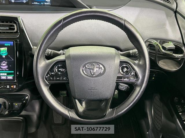 Toyota PRIUS 2020-11 8285009-10