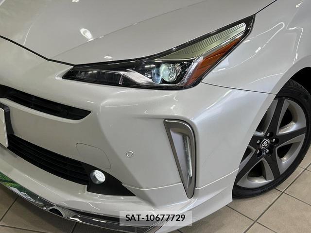 Toyota PRIUS 2020-11 8285009-11
