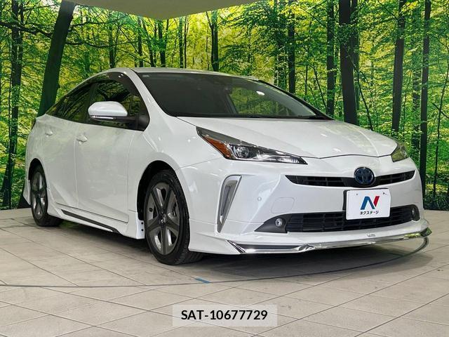 Toyota PRIUS 2020-11 8285009-15