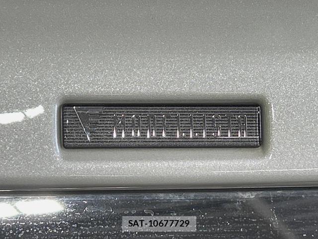 Toyota PRIUS 2020-11 8285009-3