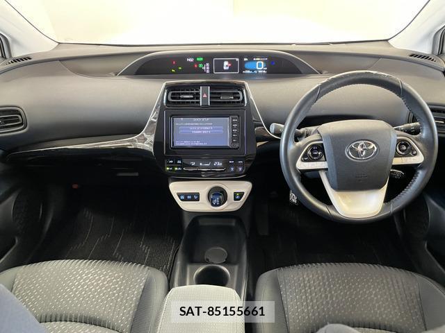Toyota PRIUS 2016-11 8285138-1