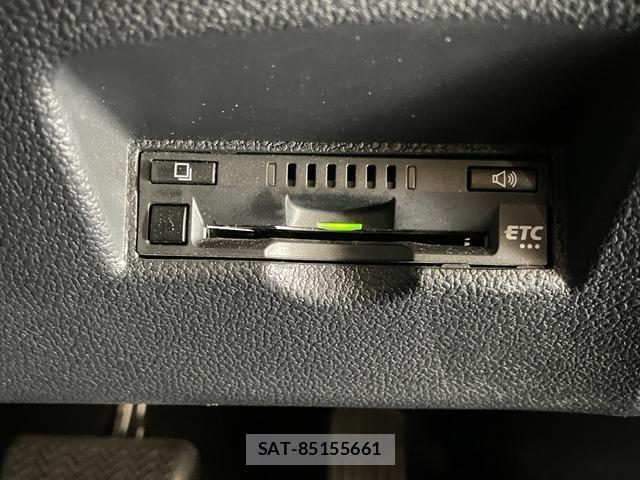 Toyota PRIUS 2016-11 8285138-5