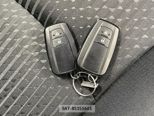 Toyota PRIUS 2016-11 8285138-6