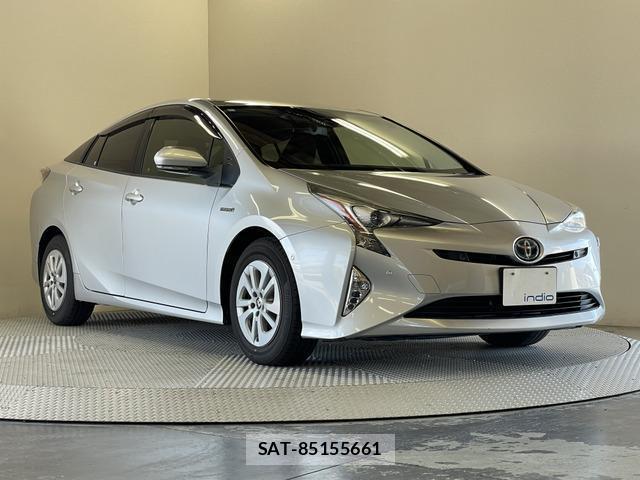 Toyota PRIUS 2016-11 8285138-9