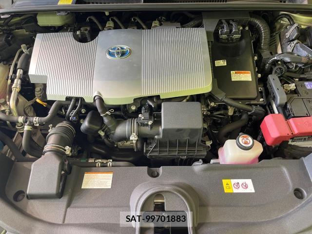 Toyota PRIUS 2016-08 8285166-18