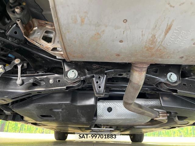 Toyota PRIUS 2016-08 8285166-19