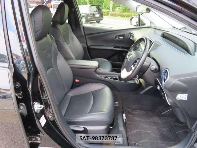 Toyota PRIUS 2016-01 8285241-16