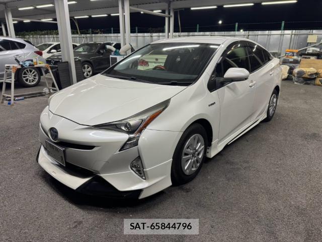 Toyota PRIUS 2016-02 8285326-3