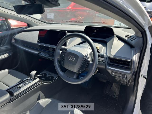 Toyota PRIUS 2024-01 8285367-2