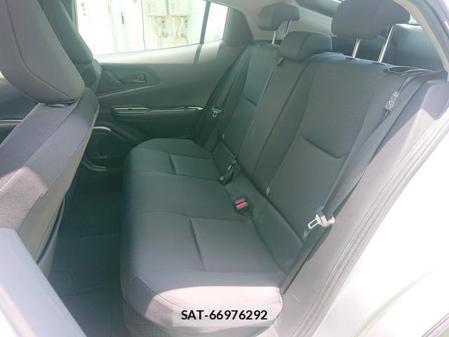 Toyota PRIUS 2023-10 8285483-10