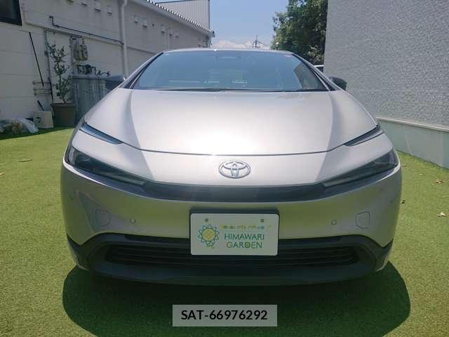 Toyota PRIUS 2023-10 8285483-15