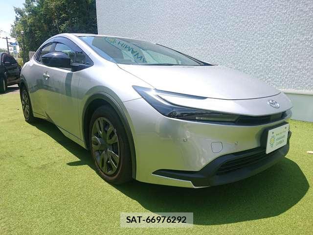 Toyota PRIUS 2023-10 8285483-2