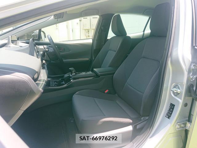 Toyota PRIUS 2023-10 8285483-9