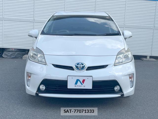 Toyota PRIUS 2013-09 8285490-13